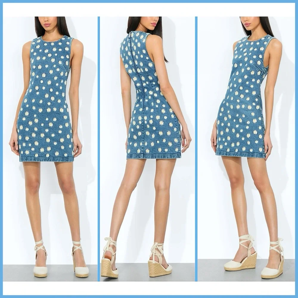 Alice + Olivia Wynell Floral Daisy Embroidered Mini Denim Dress